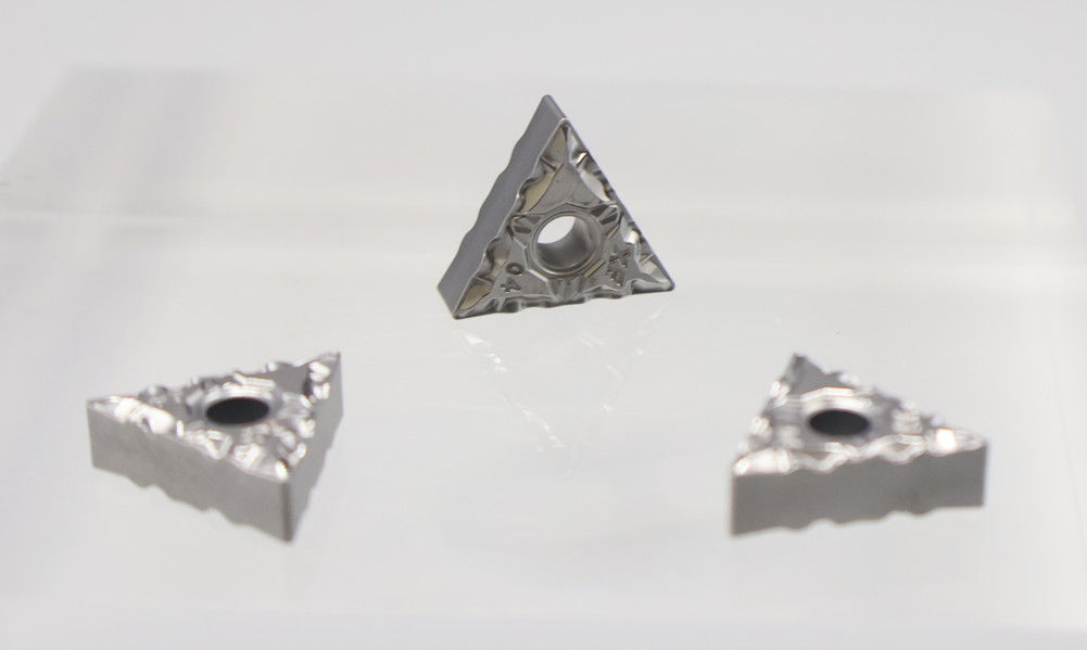 TNMG160404 Insert de tournage au carbure avec dureté HRA93.5 pour outil de découpe CNC en fer inoxydable