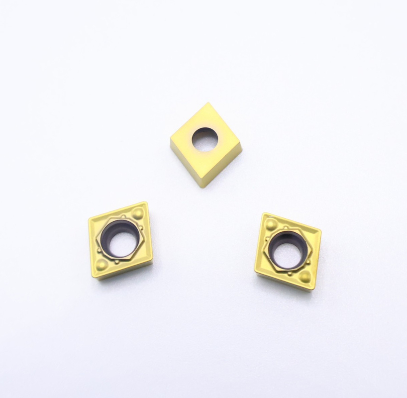 Haute dureté HRA92.5 Résistance à la fracture interne à la rotation Outil de coupe Cermet Insert CCMT060204-1HQ PV3115