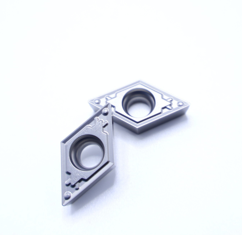 Outil de découpe de carbure de qualité MF810 avec une bonne résistance à la fracture et une surface lisse CCMT11T304-1HQ