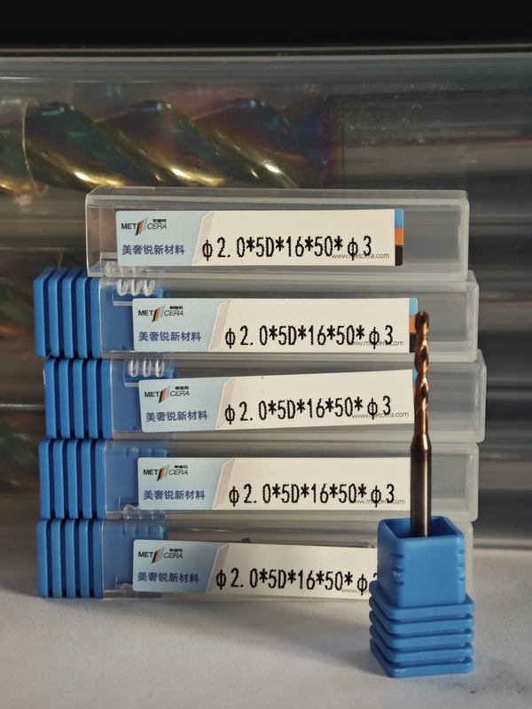 Dureté HRC55-60 Outil de découpe de forage 5D au carbure solide φ2.0 x 5D x 16 x 50 x φ3mm Forage à liquide de refroidissement externe G