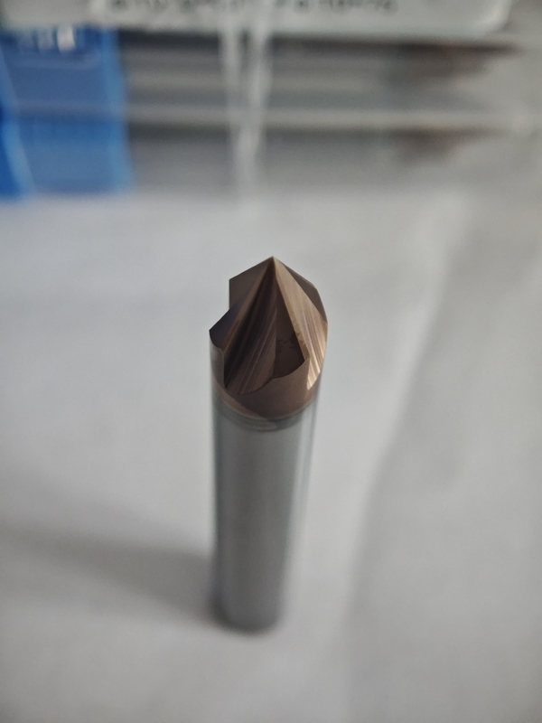 MPG4 CNC Rad Mill Carbide Chamfer Mill 4 Flutes Mill Roughing Processing Mill Pour l'acier allié, l'acier moulé, l'acier pré-hardé, Φ10.0 X 90 ° x Φ10 X 75 mm