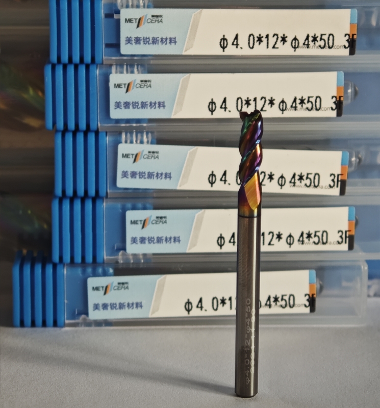 MAE PLUS 4 mm de diamètre moulin à extrémité en carbure solide pour l'usinage des métaux non ferreux Φ4.0x12x4Dx50mm