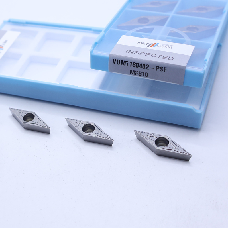 VBMT160402 MF810 argenté de forme rhombique indexable de carbure non recouvert de coupe Dureté de l'insert HRA91.8 Finition
