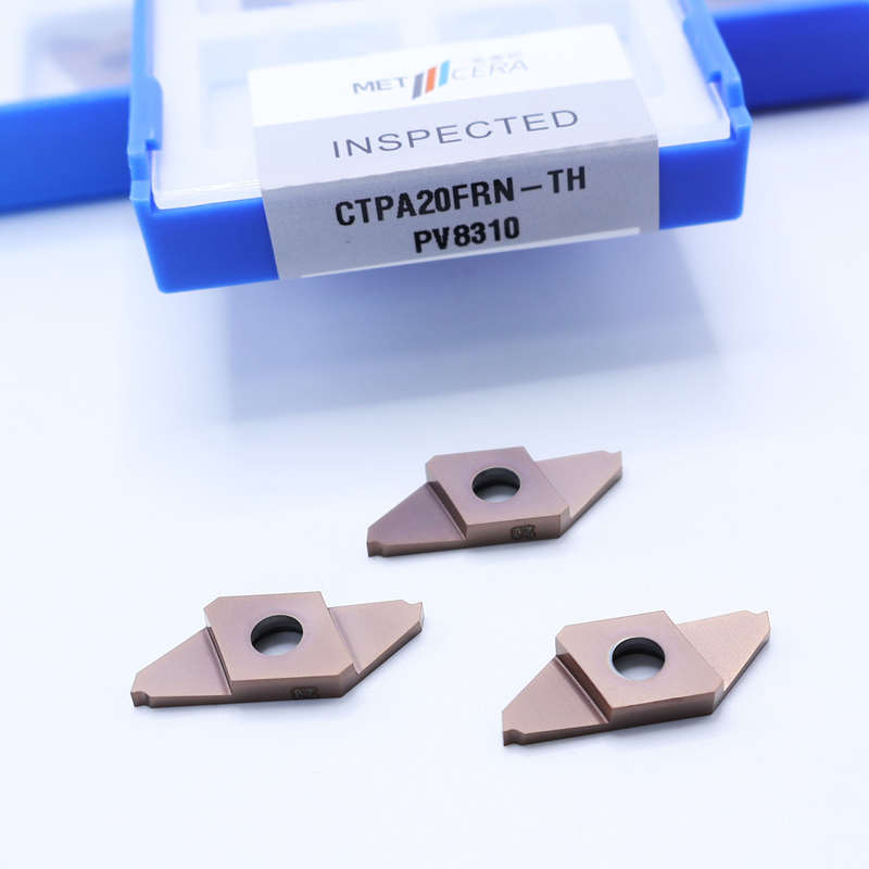 Partage du carbure revêtu de PVD en bronze, inserts indexables pour l'usinage de l'acier et de l'acier inoxydable HV4200 CTPA20FRN-TH
