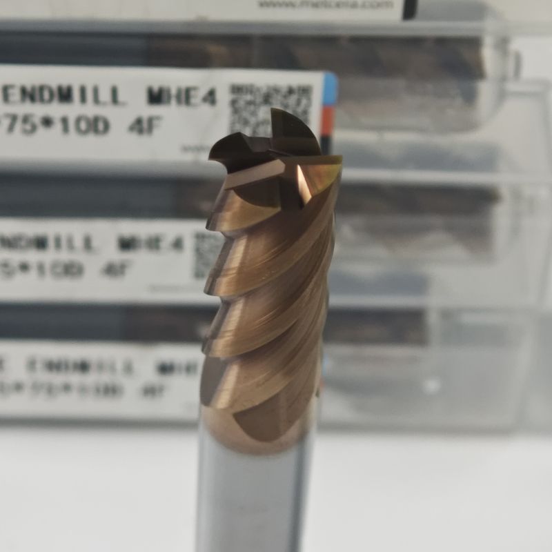MHE4 revêtement en TiAlSi HRC55-60 Coupeuse de fraisage à quatre bords à haute dureté 10 mm, φ10.0x25x10Dx75 mm