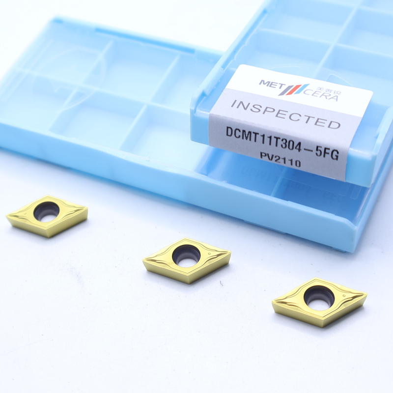 DCMT07 DCMT11 Inserts de cermet dans un disjoncteur 5FG pour le tournage externe et interne de l'acier