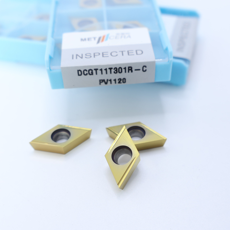 Cermet inserts de tournage CNC DCGT07 DCGT11 C finition de la briseuse à puces Matériau métallique haute résistance à l'usure Avantage